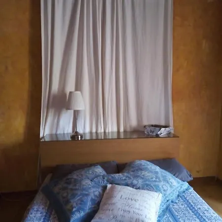 Casa Morelli アパート Montalbo
