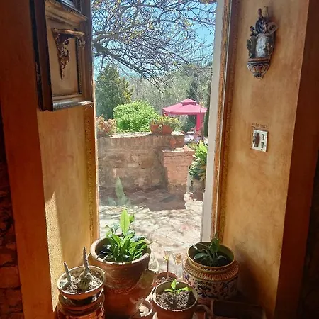 Casa Morelli Montalbo