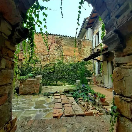 Casa Morelli * Montalbo